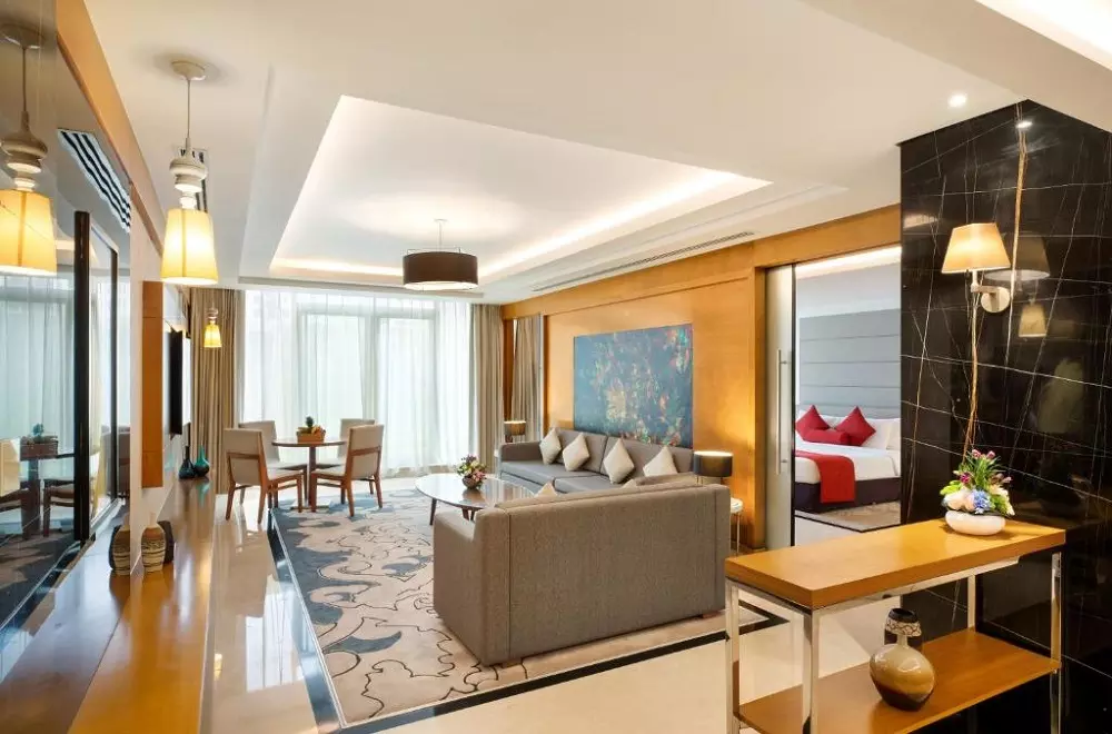 هتل رویال کنتیننتال دبی